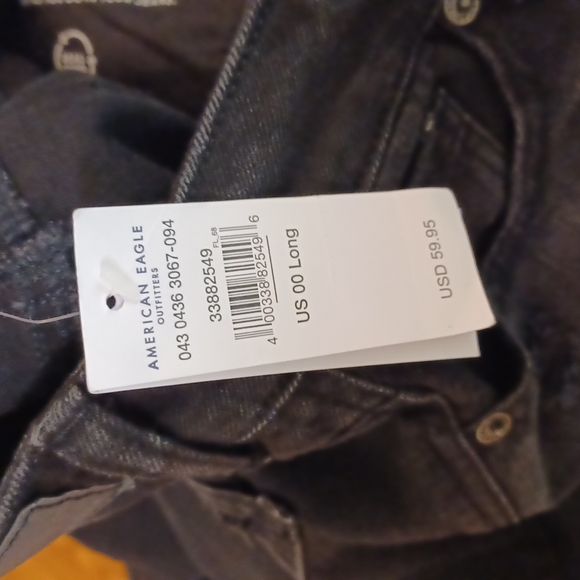 NWT American Eagle Black Distressed Mom Jeans - Picture 8 of 13